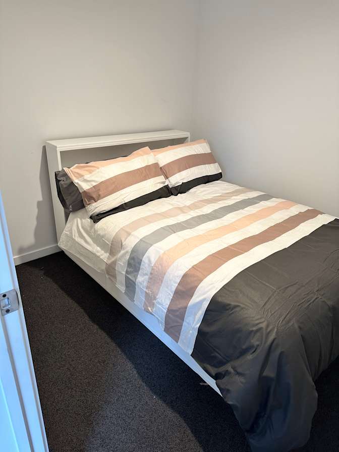 Jade's room