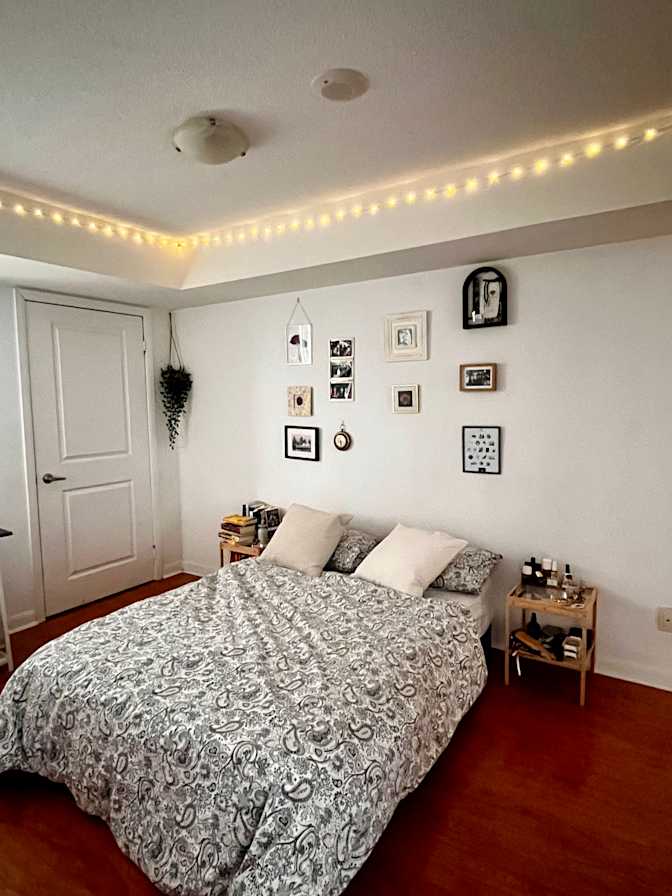 Naz's room