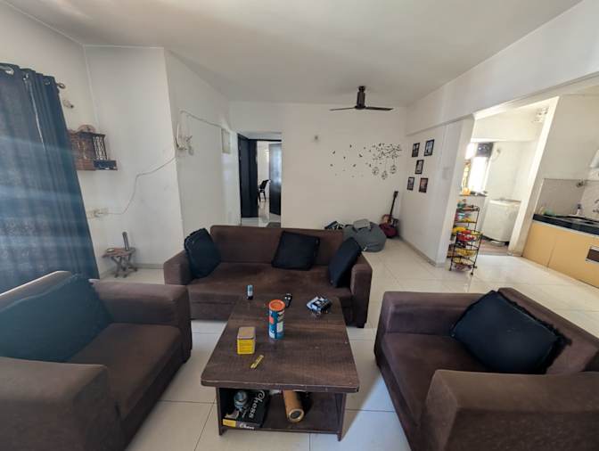 Akmal Raza's room
