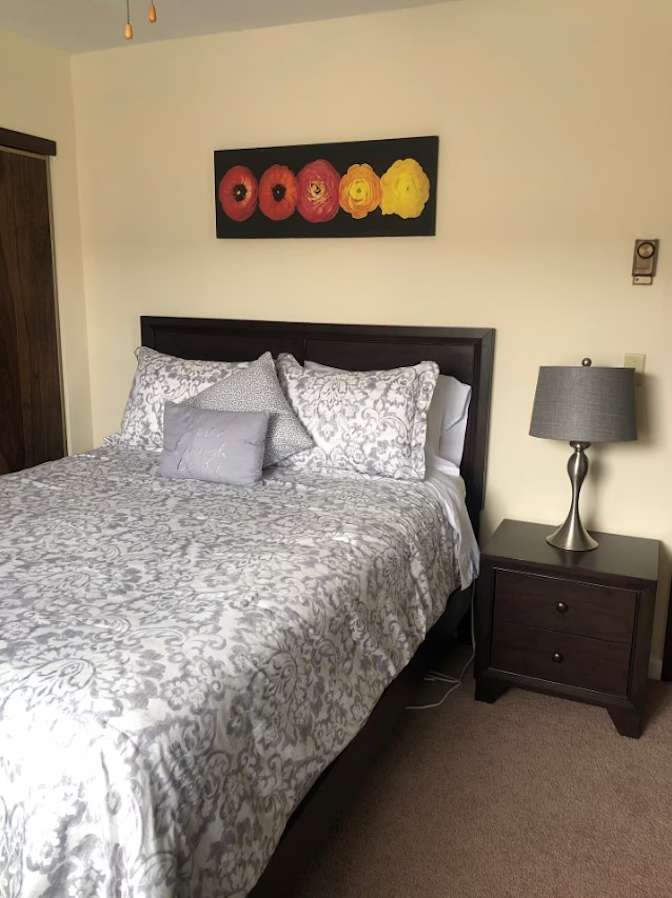 Naomi's room
