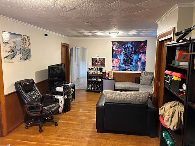 Richard's room