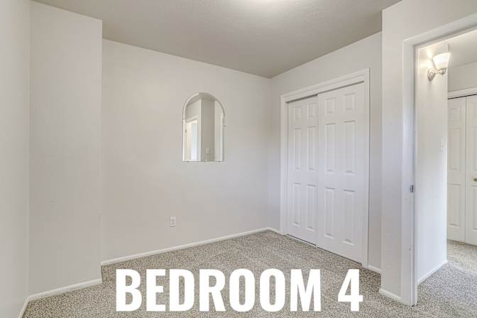 HomeCrew's room