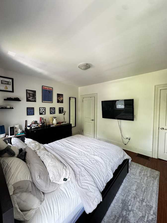 Joe's room