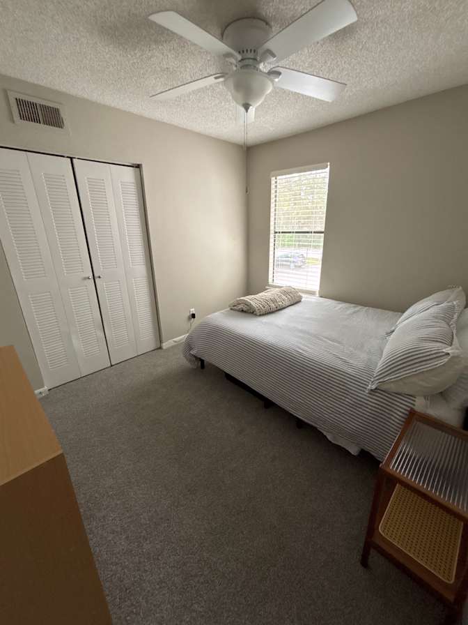 Ana's room