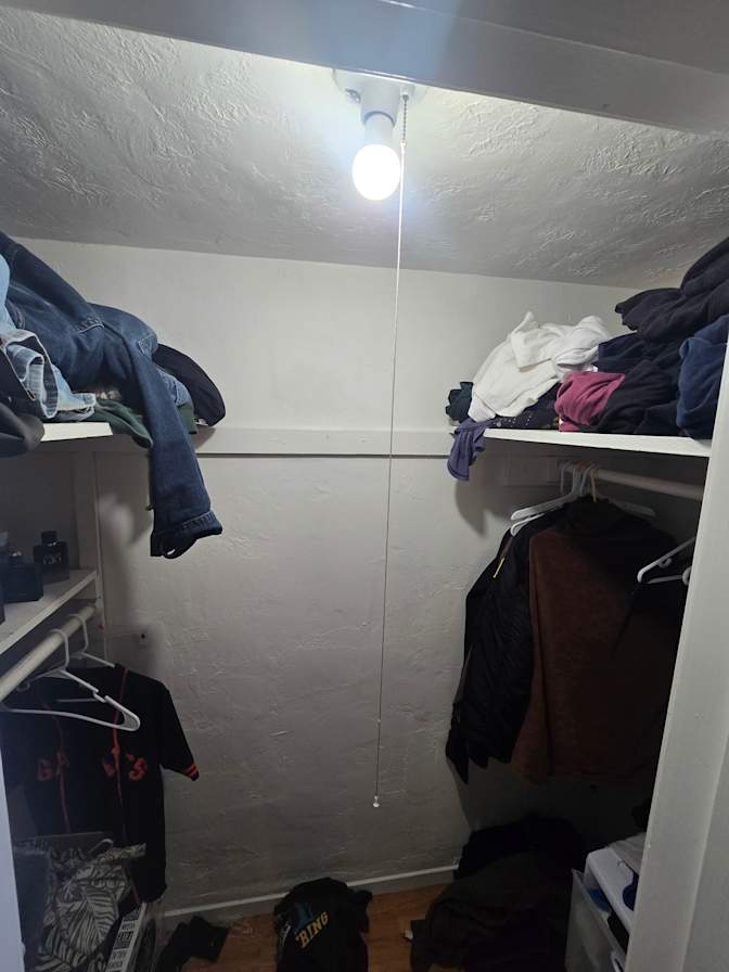 Felix's room