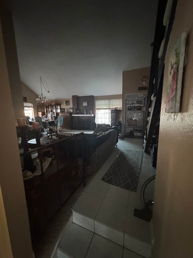CARLOS's room
