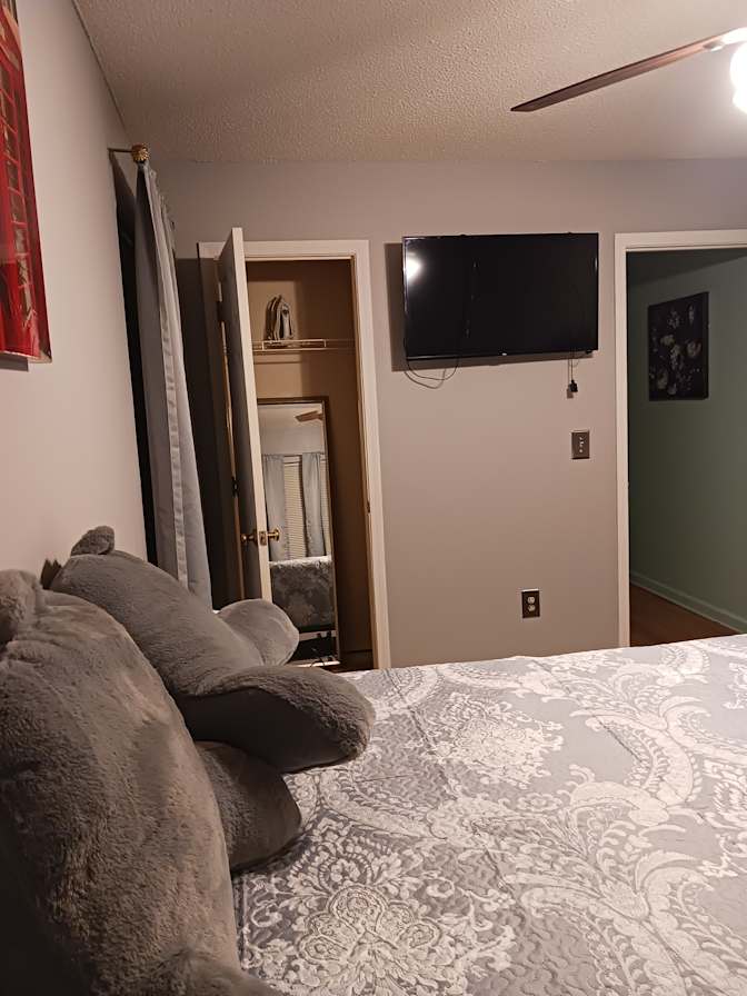 Bev's room
