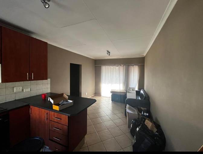 Mahlatse  Thantsha's room