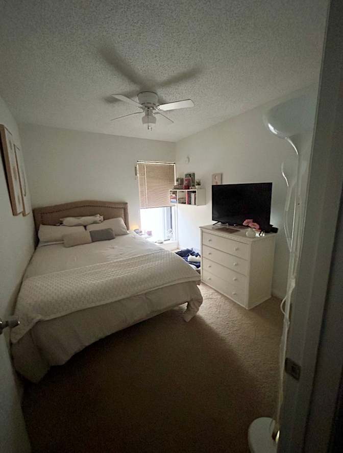 Valeria's room