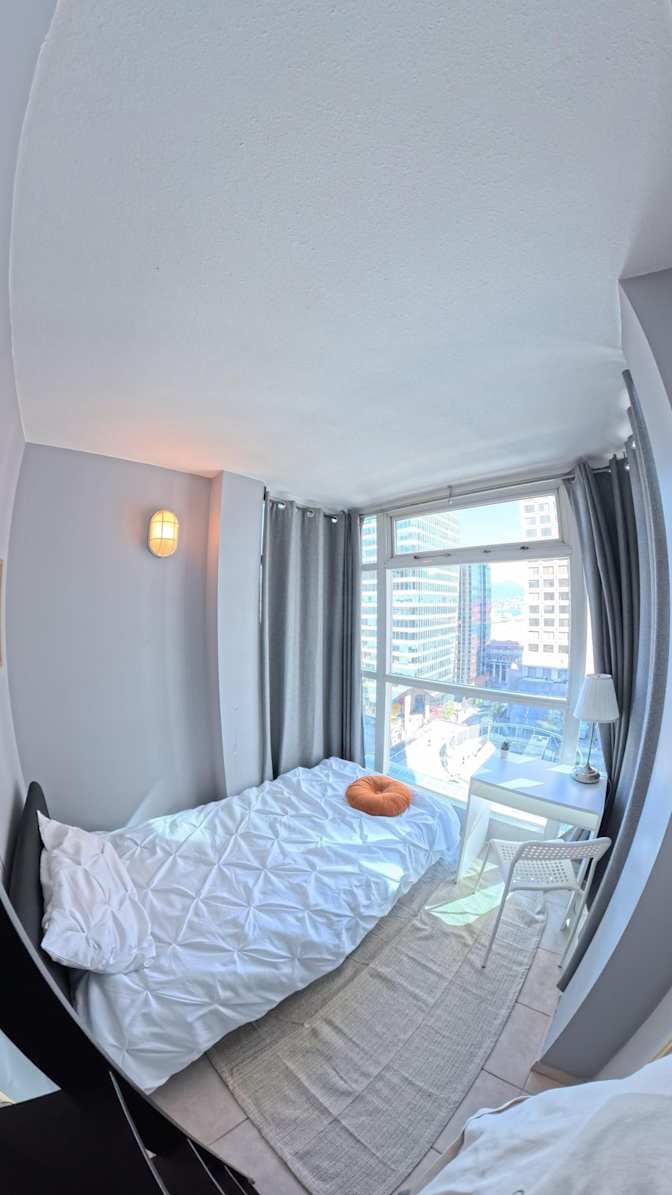 Van House's room