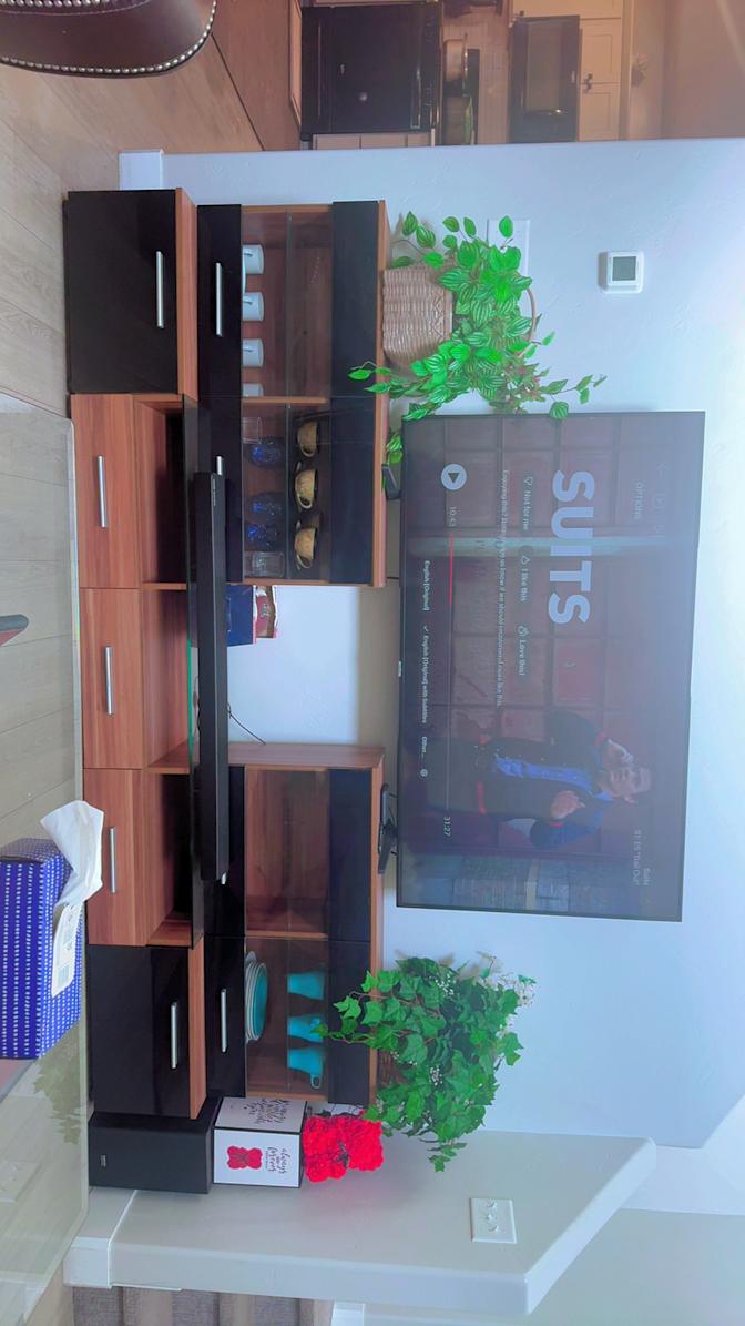 Elyse's room