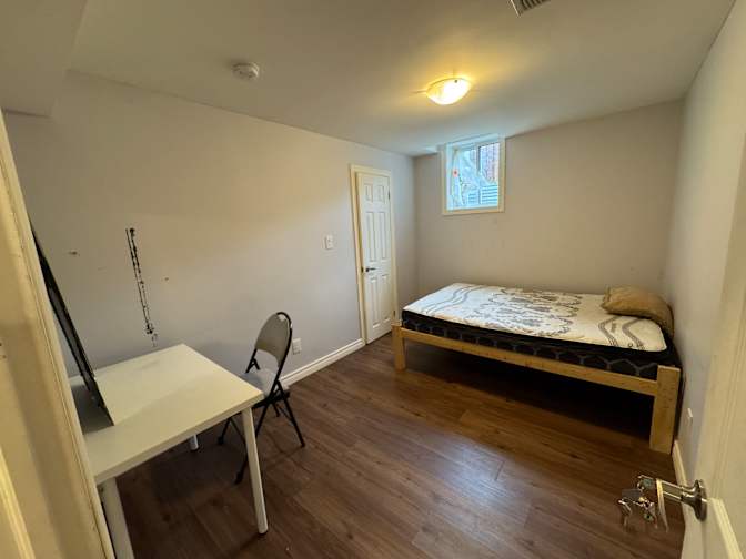 R's room