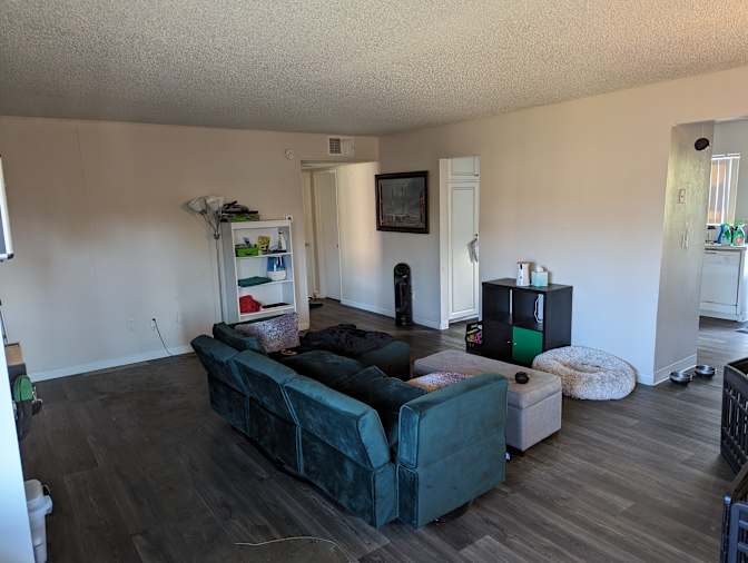 Jon's room