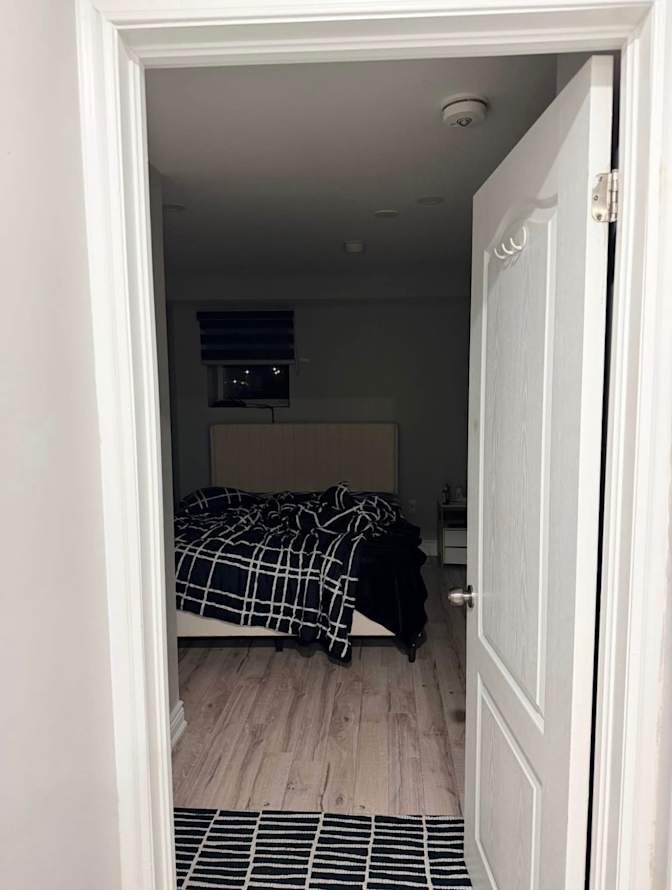 Jashan Brar's room