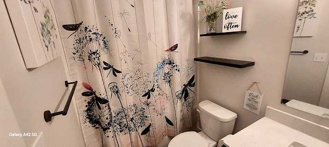 Delores & Robert Anderson's room