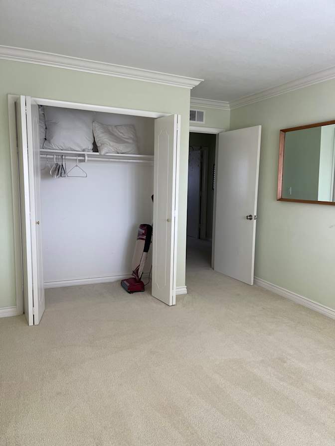 Courtney's room