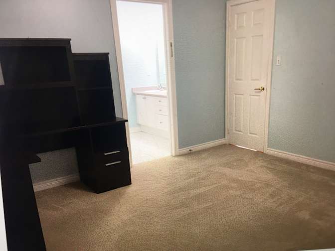 Oscar's room
