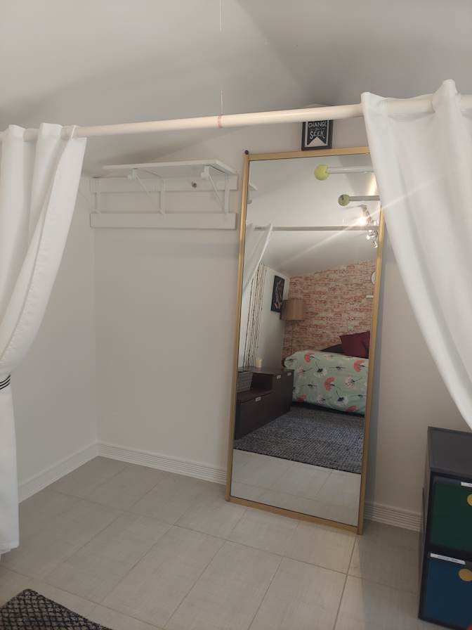 Victoria's room