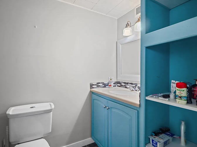 Cassandra's room