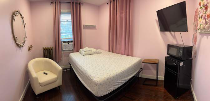 Elizabeth zabala's room