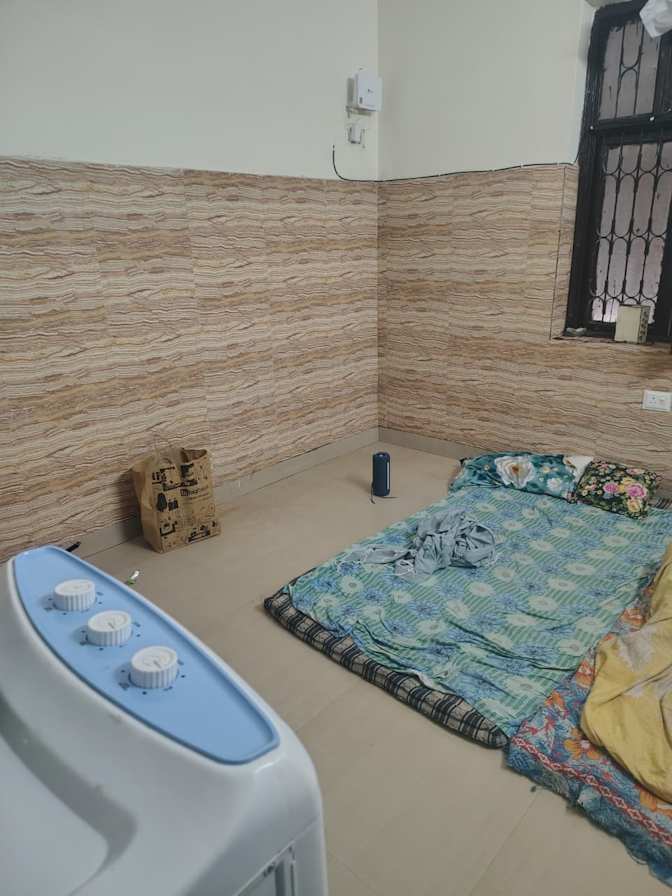 Aakriti's room