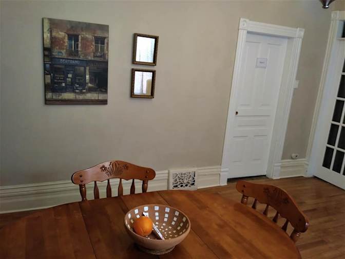 Kelly's room
