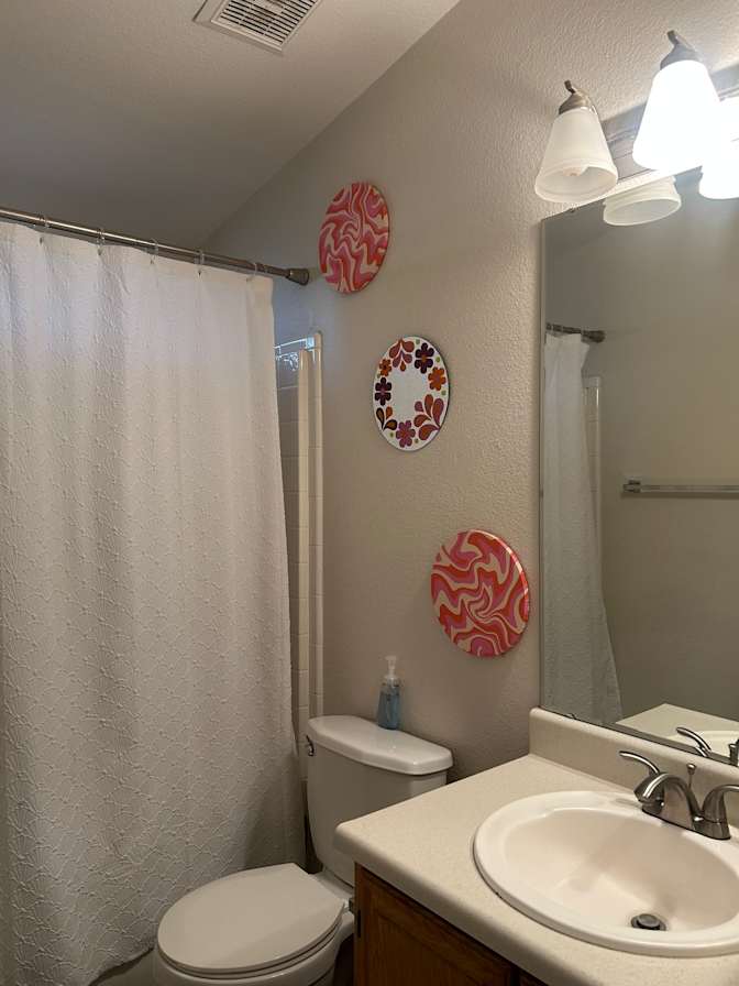 Alexis's room
