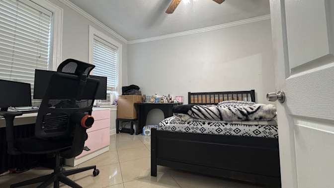 Grp two six ListMgr's room