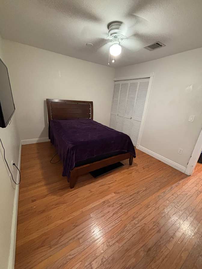 Jeisy gamboa's room