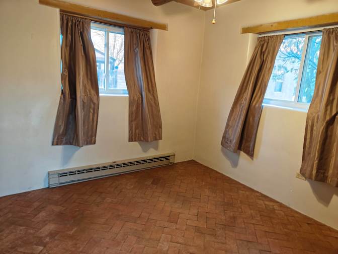 Tom's room