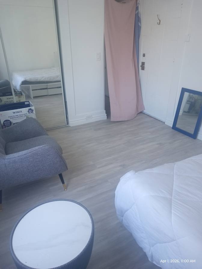 Monic's room