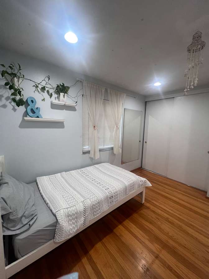 Jennifer's room