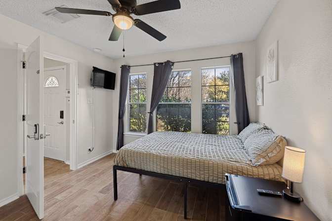 PadSplit's room