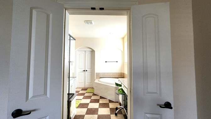 Mary's room