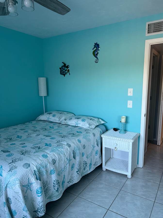 Darren's room