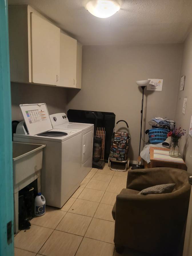 Eddy's room