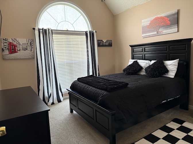 Bernadette's room