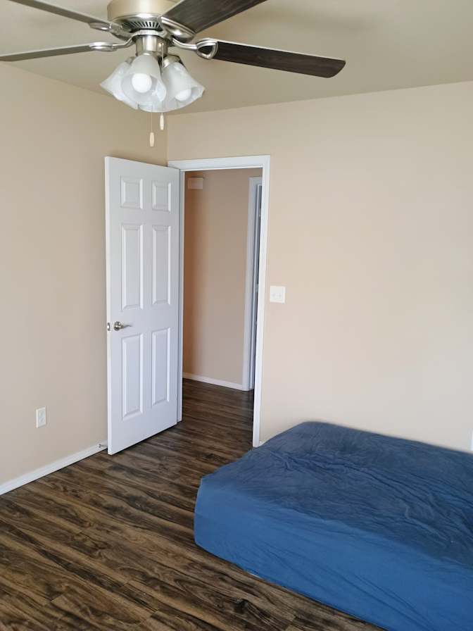 Cameron Steele's room