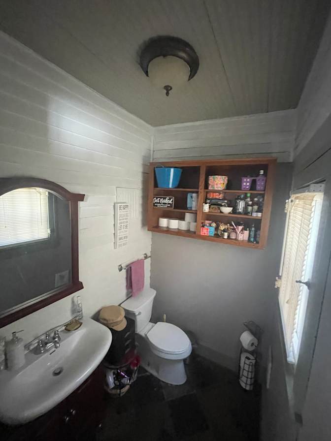 Samantha's room