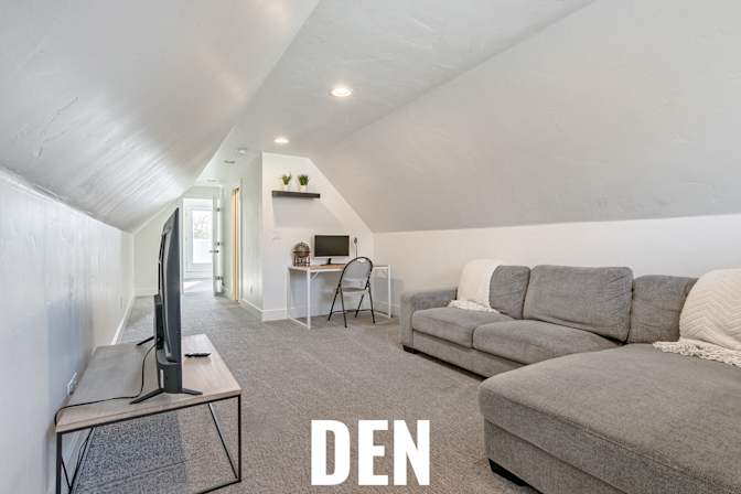HomeCrew's room