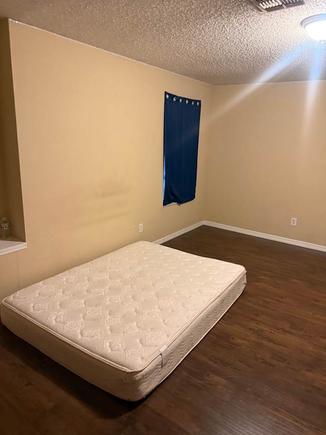 jay's room