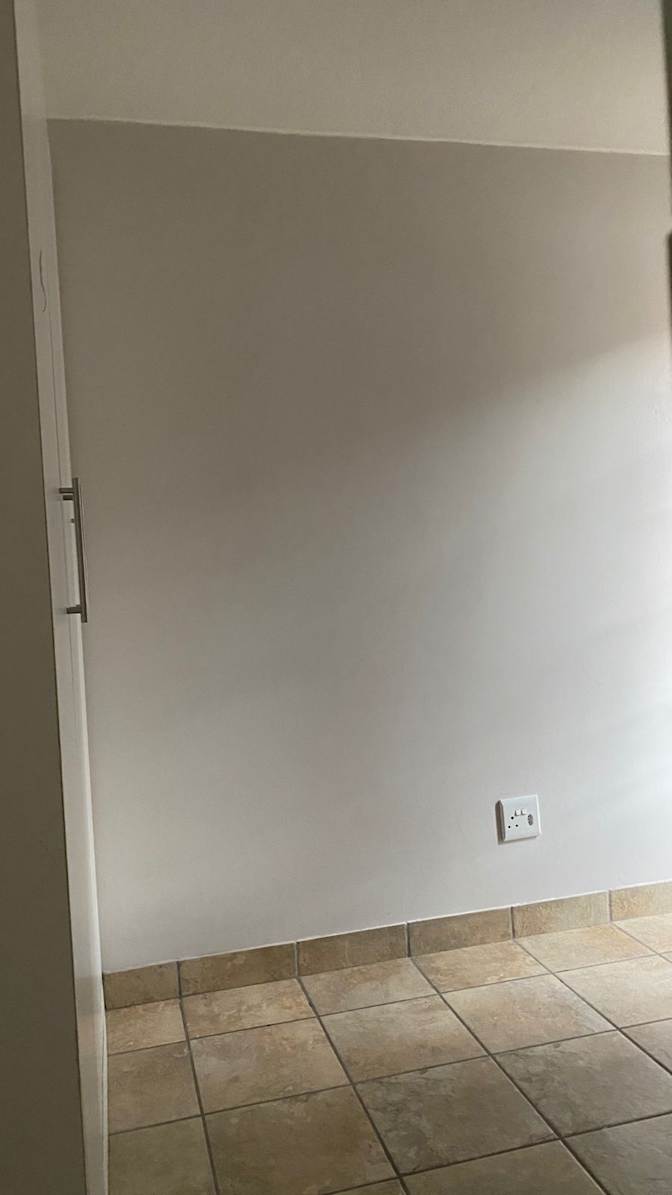 V's room