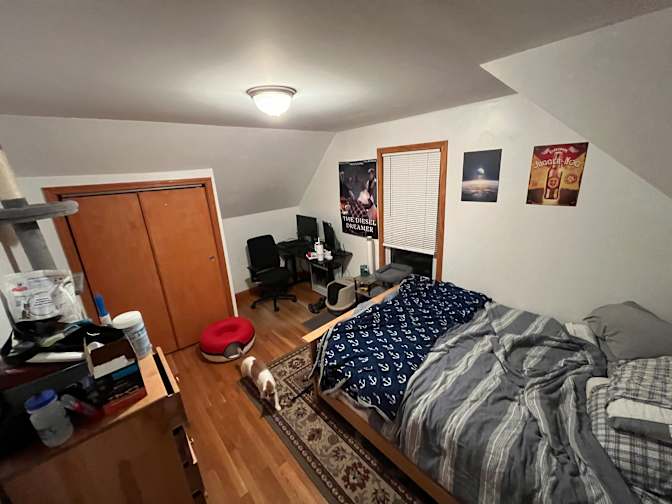 Ian Doyle's room