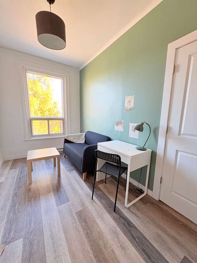 HelloMontreal's room