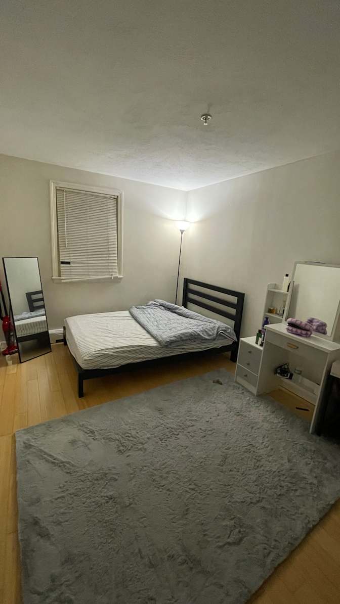 Bores's room