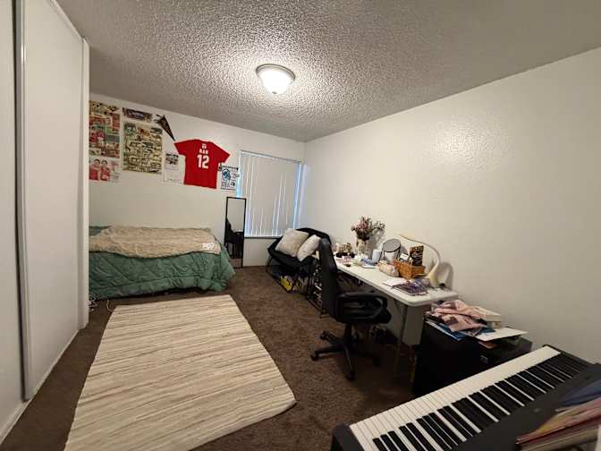 Astrid's room
