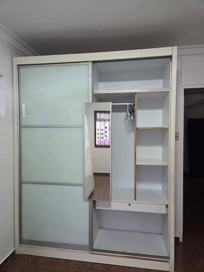 moorthy's room