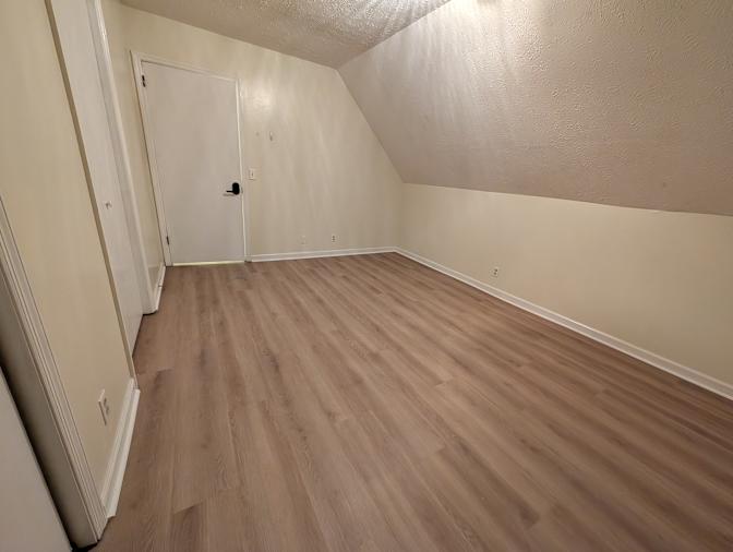 Bow Ponkerd's room
