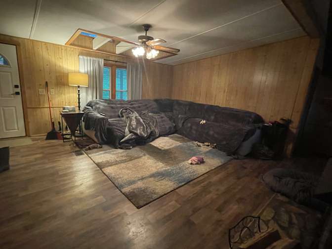 Tara's room