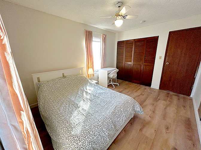 Shirin's room